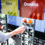 Wayne Parker Kent en JCDecaux lanceren interactieve DOOH-displays voor recycling van statiegeldblikjes